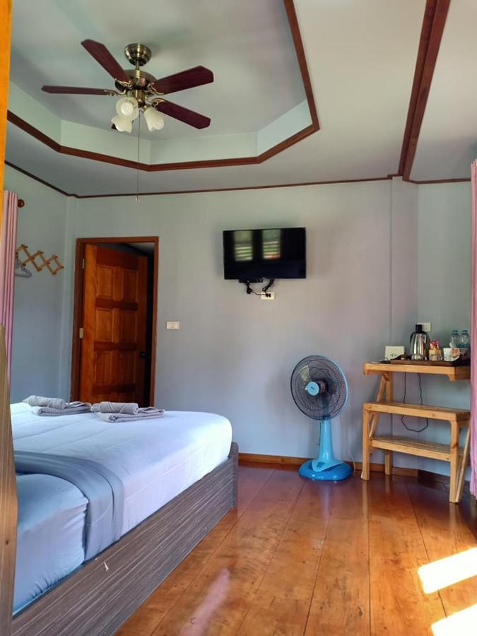 Walk In Homestay Ko Kut Bagian luar foto